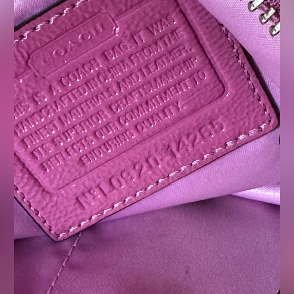 Coach Alex Patent Leather Stitched Tote Bag Purse 
*Authentic* - Picture 5 of 10